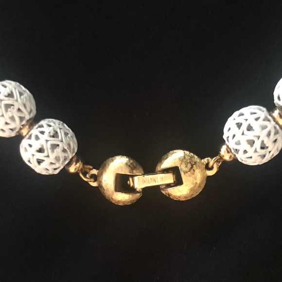 ✅ vintage MONET necklace with brand signature - Picture 3 of 4